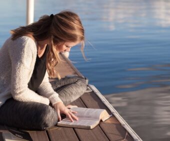 beginner read the Bible