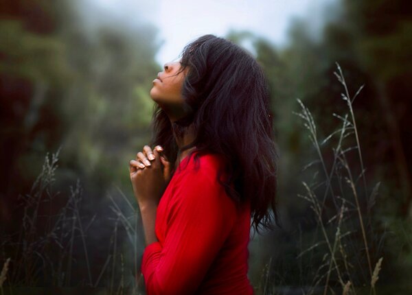 Woman with peace due to God's choice being final