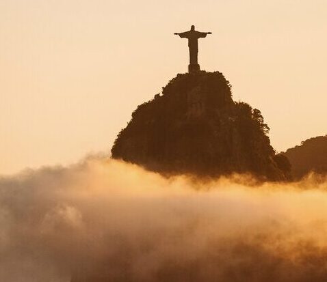 Sculpture of Jesus giving imagery of Great Commission